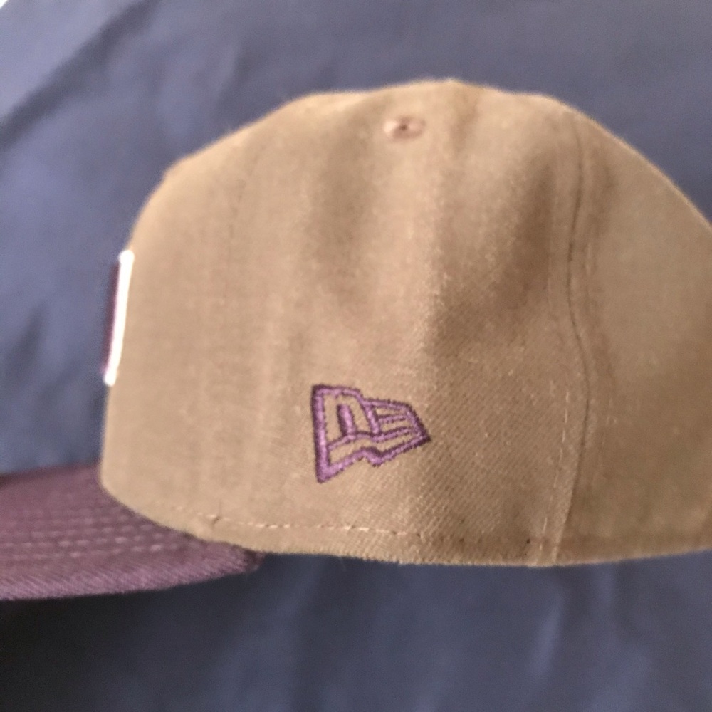 LSU Fitted Hat - Picture 4 of 7